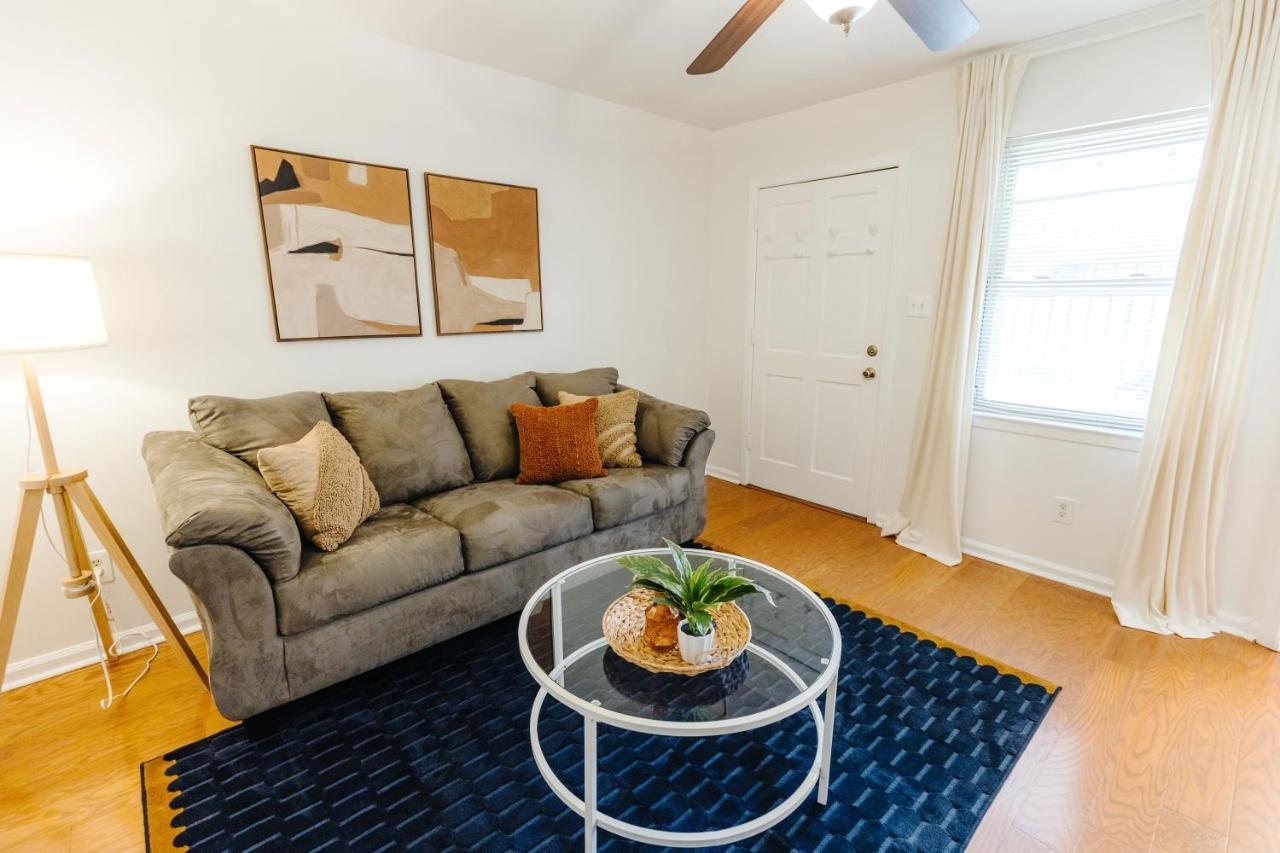 Centrally Located 2Br Overton Square Unit 2 Fast Wifi Free Parking Yes Pets Memphis Ngoại thất bức ảnh